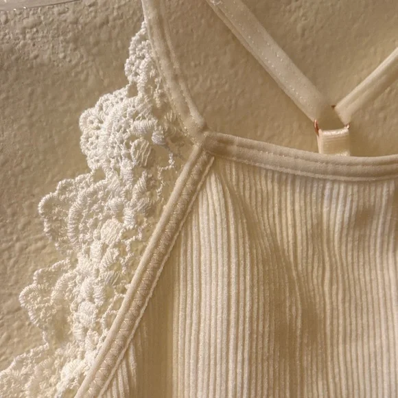 Three Bird Nest Cream Lace Halter Bralette - Picture 5 of 6